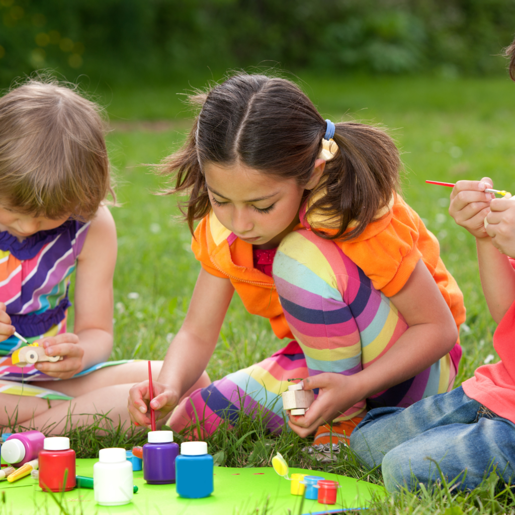 Los mejores consejos para el aula al aire libre y cómo hacer jardinería con niños